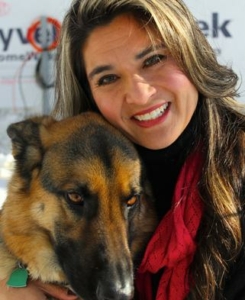 Author Sharee Stover with dog